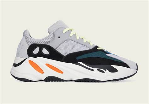 yeezy boost 700 2023.